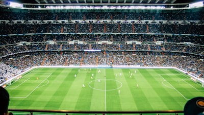 英超纽卡斯尔联队与阿斯顿维拉队比赛的精彩回放瞬间